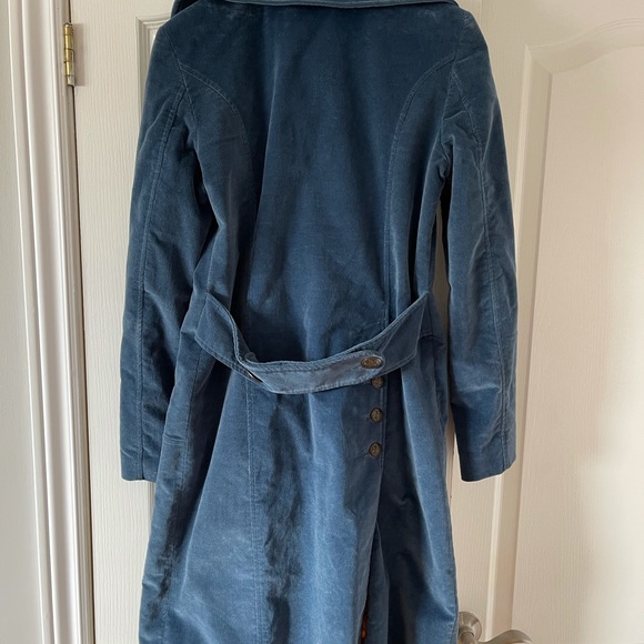 D&G coat - Picture 3 of 3